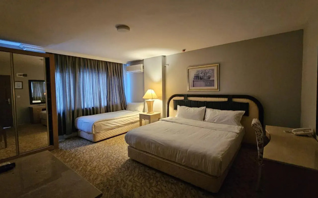 Sever Suites Hotel