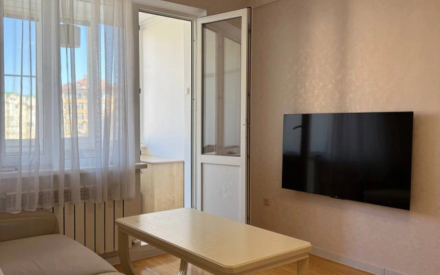 Svetliye S Balkonom I Stilnoy Gostinoy Na Magomedali Magomedzhanova Apartments
