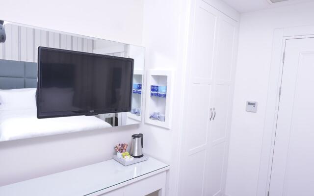 Отель Ten Rooms Istanbul Hotel - Adults Only