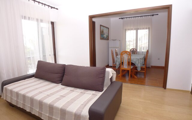With Sea View Apartments
