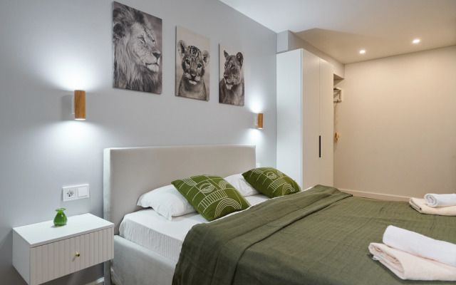 Bakhrushina 6 Apartments