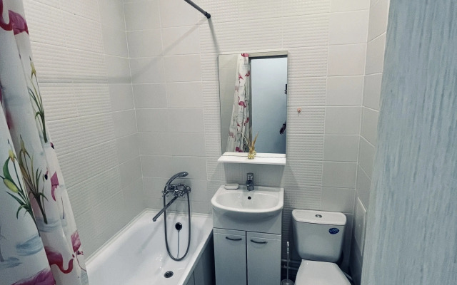 Na Verkhney naberezhnoy 161/13 Flat