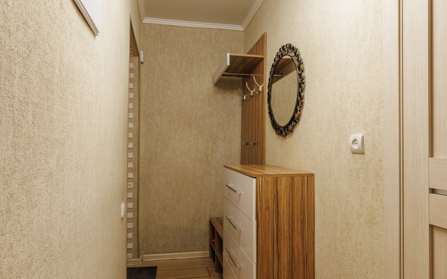 Kvartira Dvukhkomnatnaya Na Fridrikha Engelsa Apartments