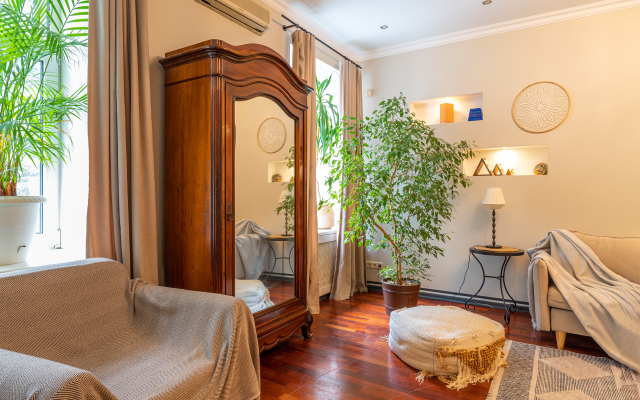 Апартаменты двухкомнатные в историческом центре Москвы