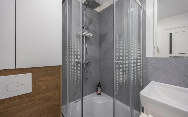 Апартаменты с новым дизайнерским ремонтом