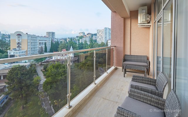 Svetlana Park Lux, 12 Etazh, 4 Komnaty Apartments