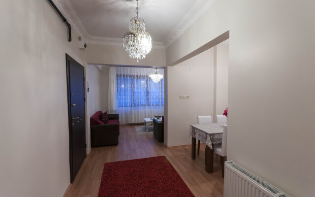 Zendy Suite Apart-Hotel
