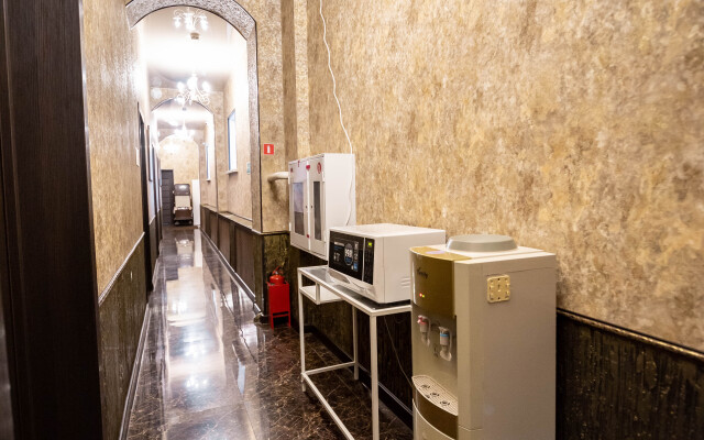 Buta 1 Hotel
