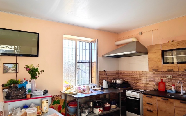 Lora Guest House