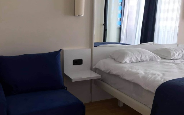 Апартаменты Orbi city Roman