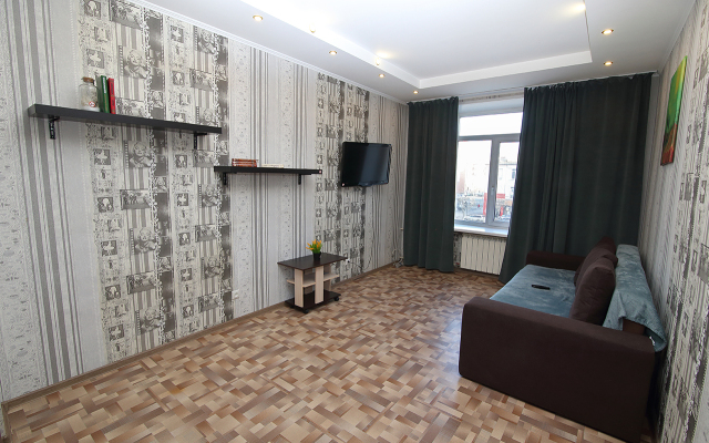 Двухкомнатная квартира в самом центре правого берега