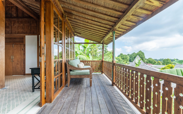 Resort Umah  Lusa Hotel