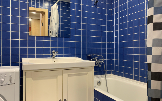 Квартира с дизайнерским ремонтом рядом с аквапарком ЛетоЛето