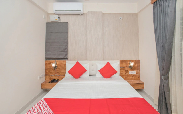 Отель Dollars Nest