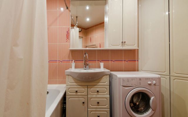 Квартира 2 Комнатная на Гладкова