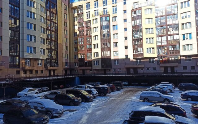 Kvartira Vyborg Velvet Aparts v centre goroda s parkovkoj