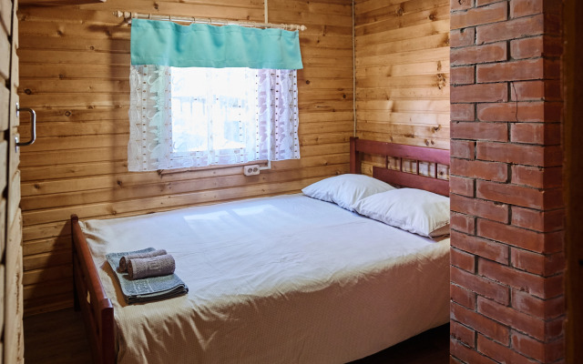 Гостевой дом Летний домик из кедра с баней