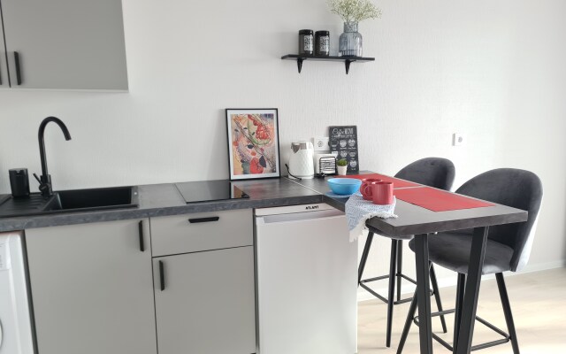 Stilnaya Studiya Akvilon Planernaya Flat
