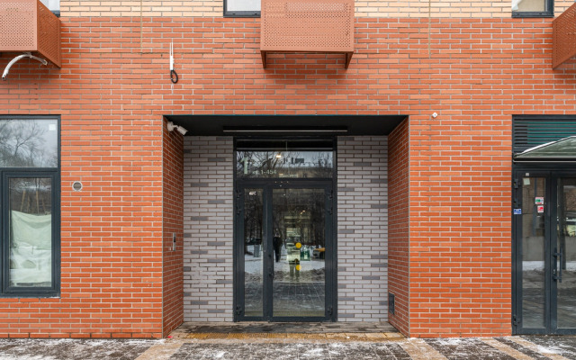 Апартаменты Просторная студия возле метро Окская