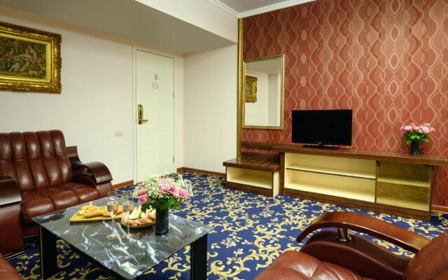 Royal Plaza by Stellar Hotels, Yerevan