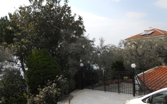 Villa  Elektra Apartments