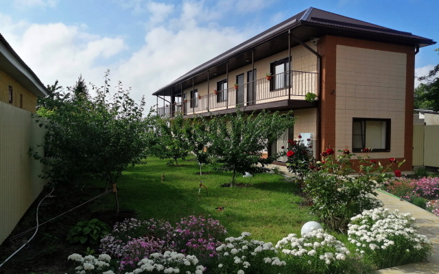 Zavety Ilyicha Guest house