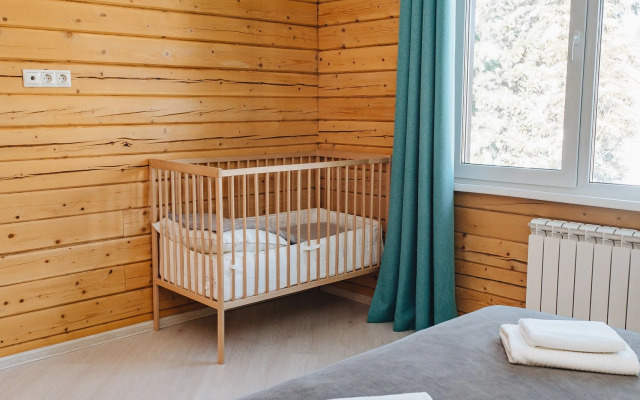 Частный дом на улице Кедровая 27