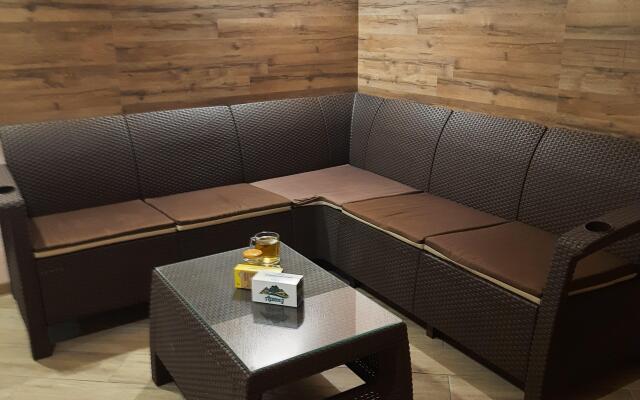 Vila Liza s Transferom k Podemnikam Guest House