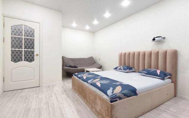 Na Prospekte Lenina 1 Flat