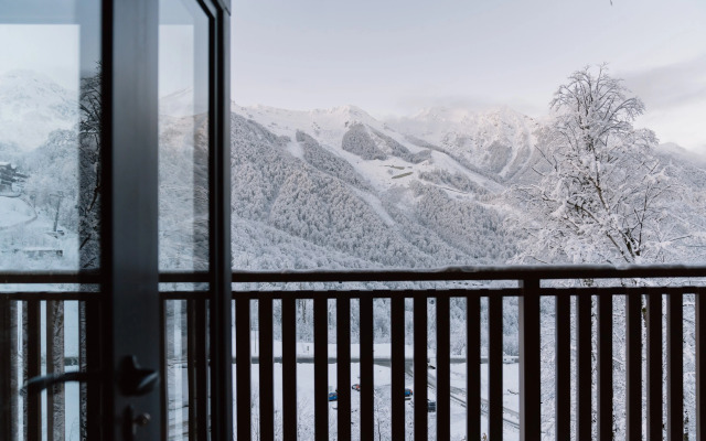 Отель BoogelWoogel Bar&Hotel Rosa Khutor