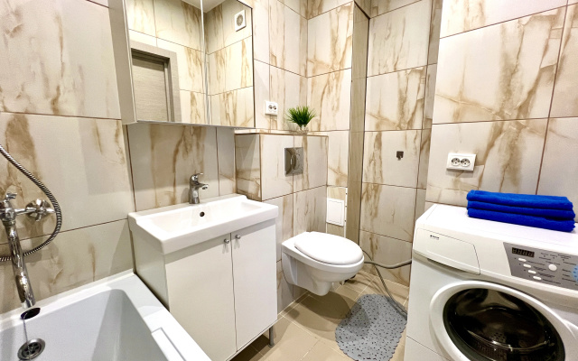 Uutnye Apartamenty v ZK Raduznyj Luks (ul. Solnecnaa 18)