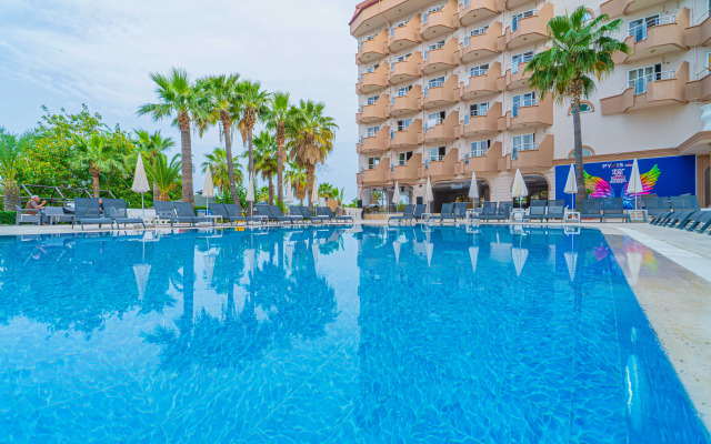 Pyxis Point Hotel - All Inclusive
