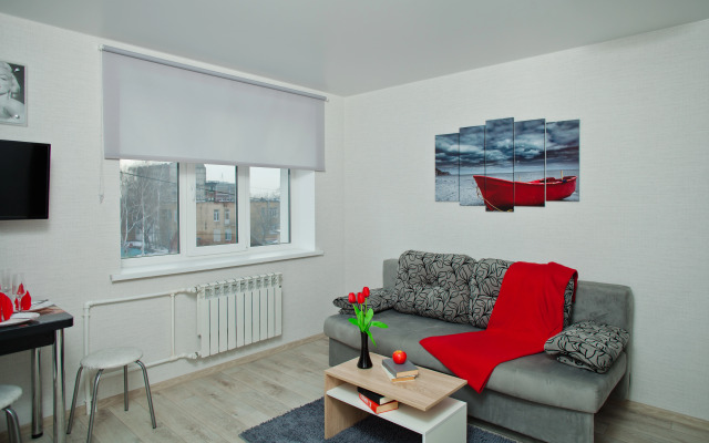 Na Penzenskoy Ulitse Flat