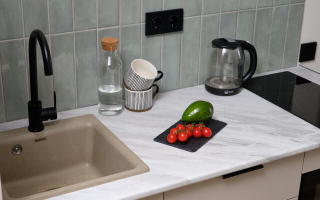 Na Naberezhnoy Ryadom S Termami Greenlife Flat