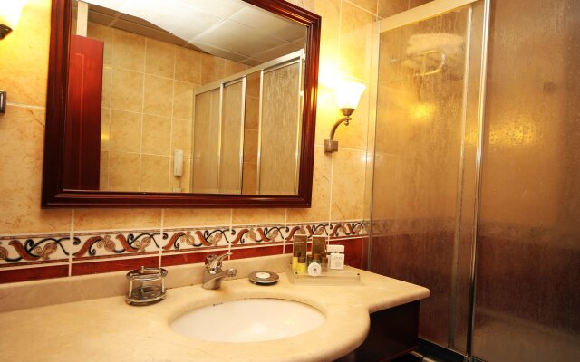Bilek Istanbul Hotel