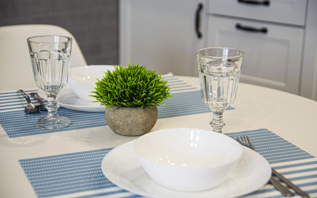 Sovremennaya Studiya Ryadom S Parkom Yunnatov Apartments