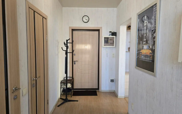 Квартира Трехкомнатная Сургут