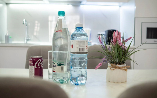 Na Prospekte Al-Farabi 41/3 Blok 3 Apartment