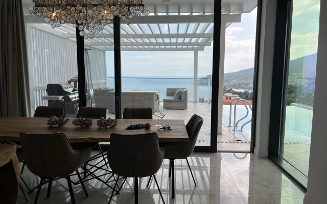 Stella Villa