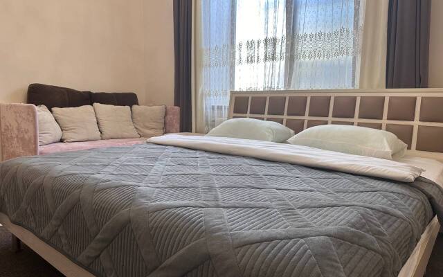 Elitnye Prostornye Apartments