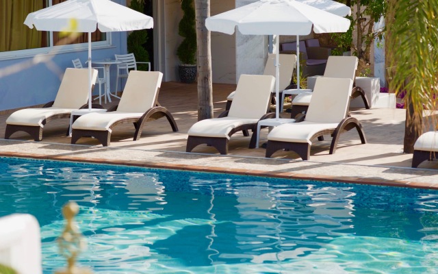 Paradice Luxury Suites Hotel