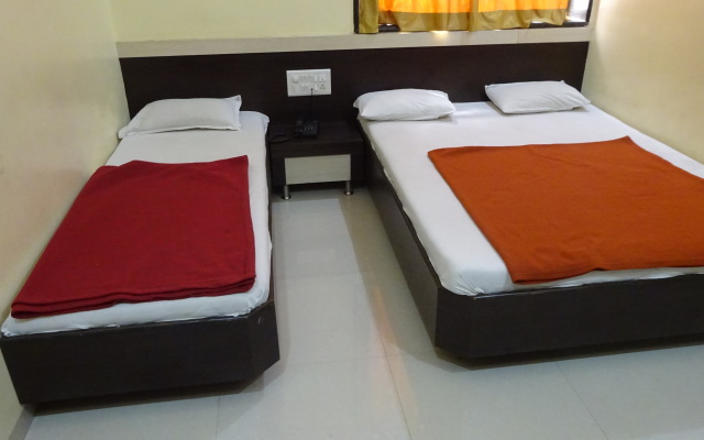 SAI SWASTIK By Sky Stays Hotel