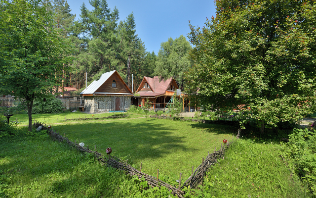Dezhavyu ryadom s GLTS Abzakovo Guest House