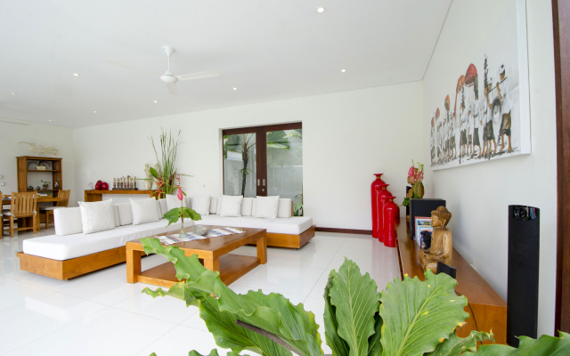Trendy Villa with Private Pool