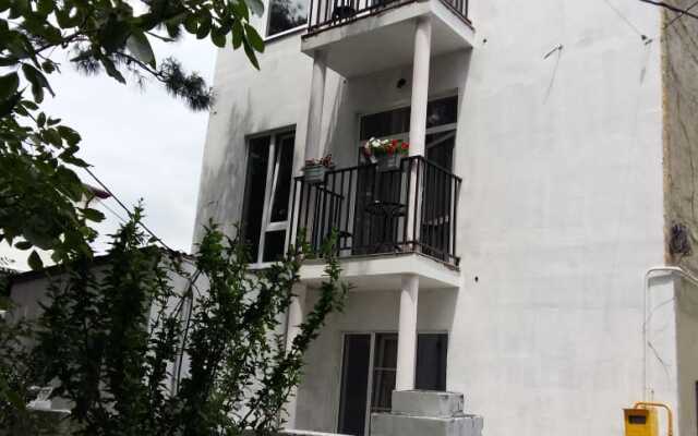 Studii na Oktyabrskoj Apartments