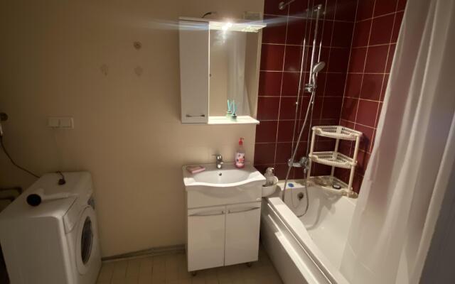 Dvukhkomnatnaya Na Privokzalnoy Ploschadi flat