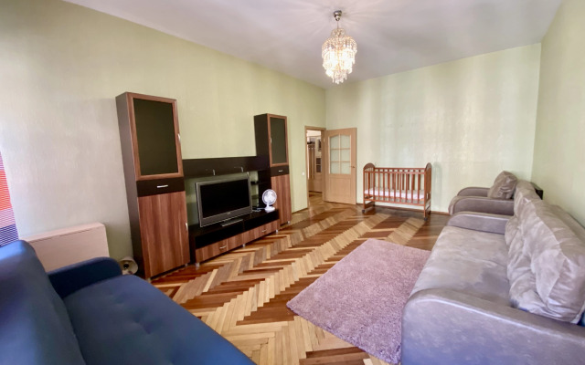 S Vidom Na Nevskiy Prospekt Apartments