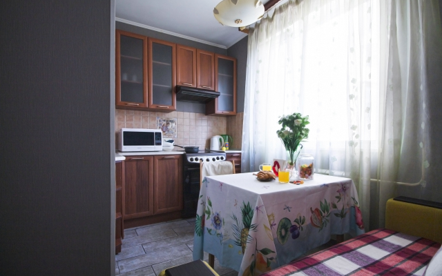 Na ulitse Mitinskaya Flat