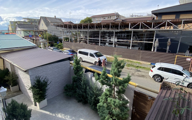 Na Prosvescheniya 152/2 Guest house