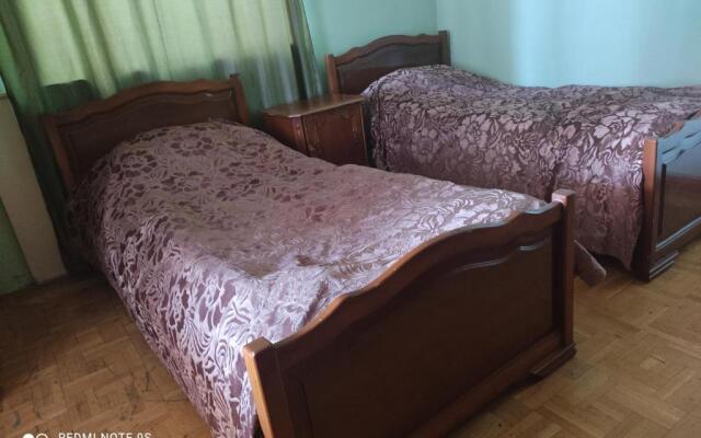 Aram Guest house